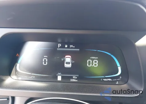 2025 Hyundai Elantra Sel Sport z USA, uszkodzony, nr VIN KMHLM4DG9SU972767